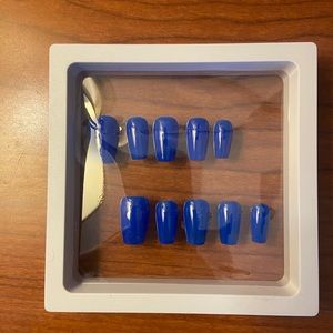 𝐂𝐔𝐒𝐓𝐎𝐌 𝐏𝐑𝐄𝐒𝐒 𝐎𝐍𝐒 𝐇𝐀𝐍𝐃 𝐂𝐑𝐀𝐅𝐓𝐄𝐃 𝐁𝐘 𝐌𝐄